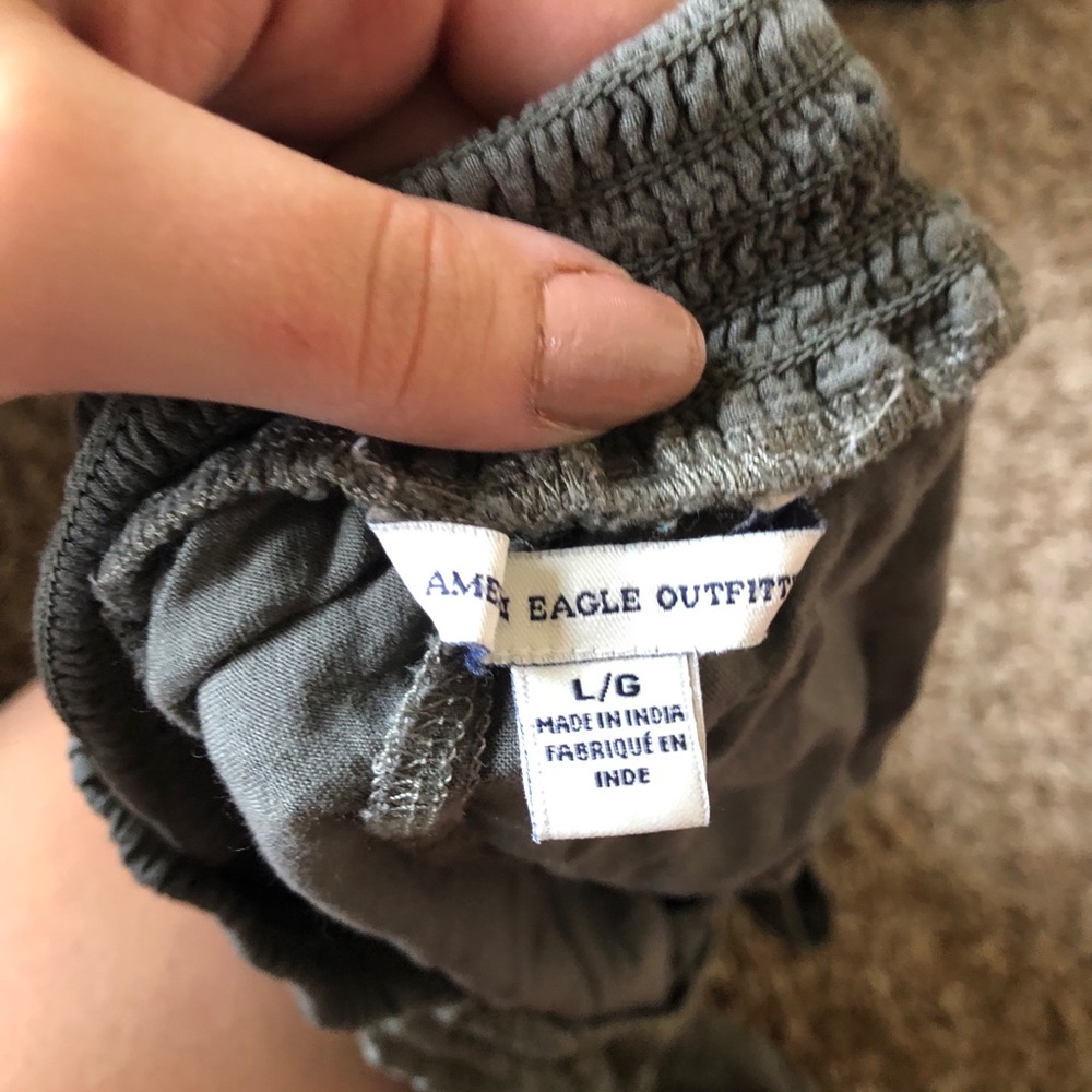 American Eagle Flowy Shorts - Picture 3 of 3